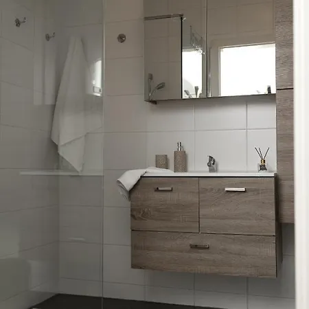 Fresh With Terrace + Free Parking