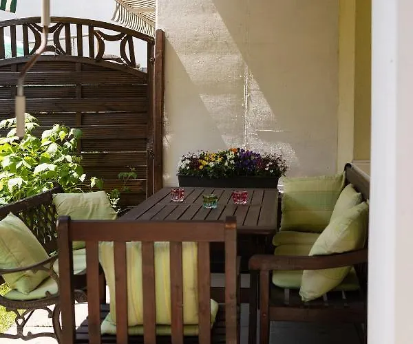 Fresh With Terrace + Free Parking Апартаменты *