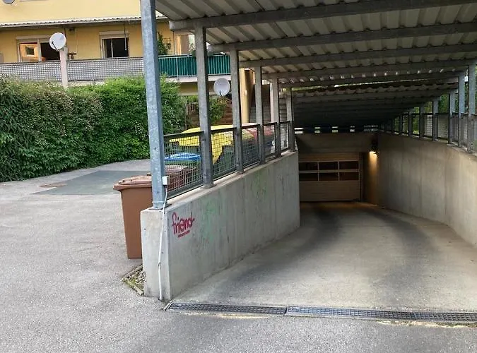 Fresh With Terrace + Free Parking *